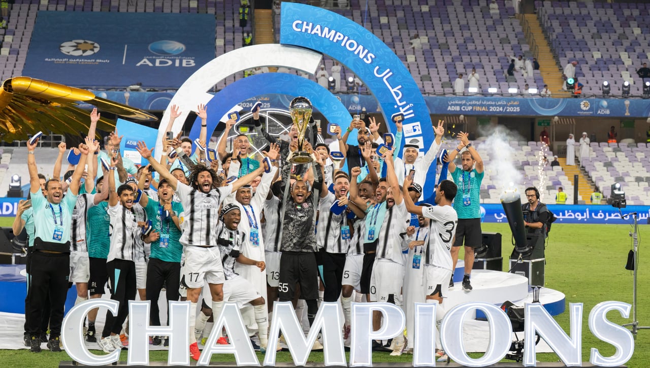 Nabil Fekir toca plata en los Emiratos Árabes