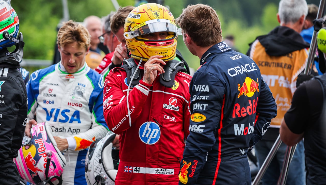 Red Bull mete en un lío a Verstappen con Hamilton