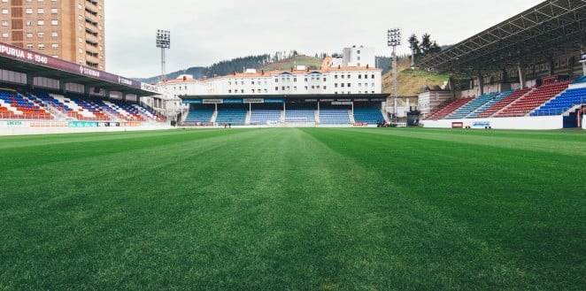 Cómo y dónde ver por TV y online el Eibar - Granada: fecha y horario