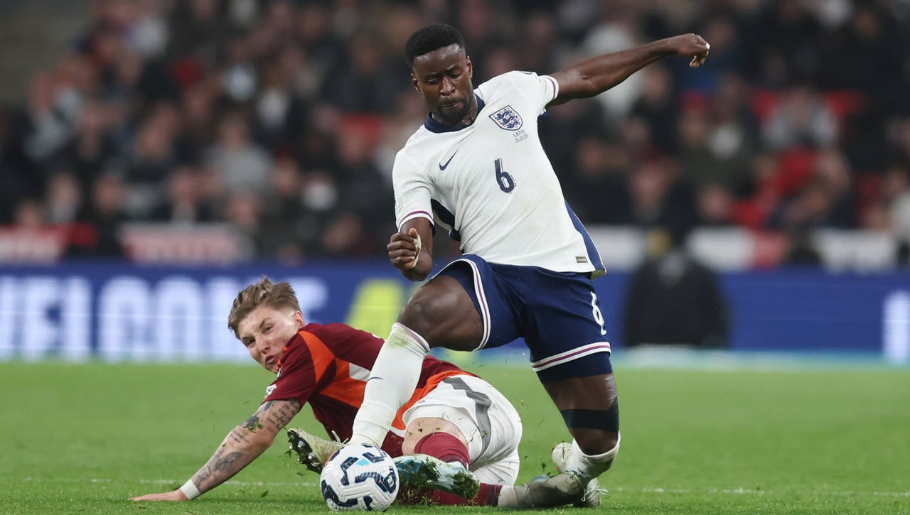 Un escaparate para el fichaje tapado del Atlético