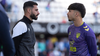 Racing de Santander, Ceuta y Deportivo insisten en su fichaje