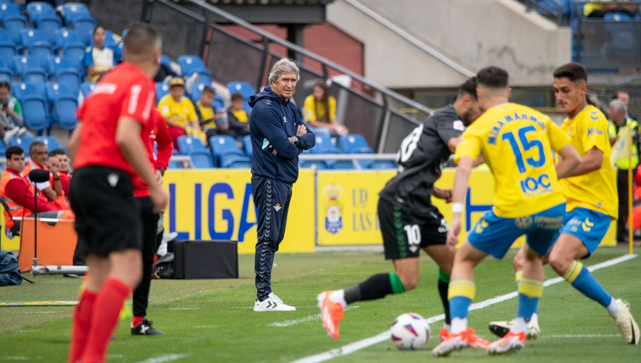 Pellegrini, que aclara cómo están Guido e Isco, sentencia: "Al VAR le pareció penalti..."