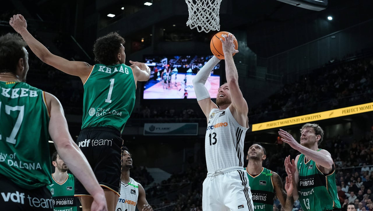 Así queda la clasificación de la Liga ACB tras la jornada 19, con las victorias de Real Madrid y Unicaja y la derrota del Barça 