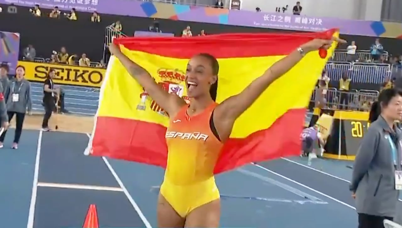 Ana Peleteiro, otra vez