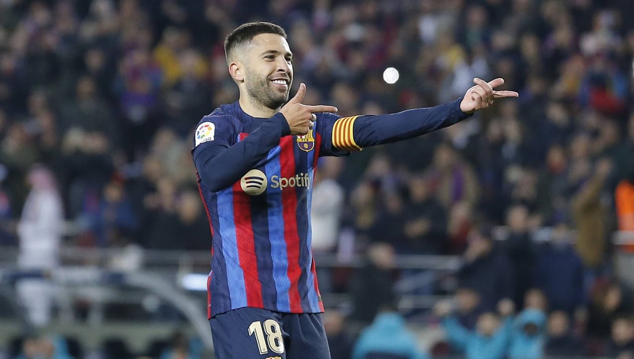 El Barcelona le busca solución al 'problema' de Jordi Alba