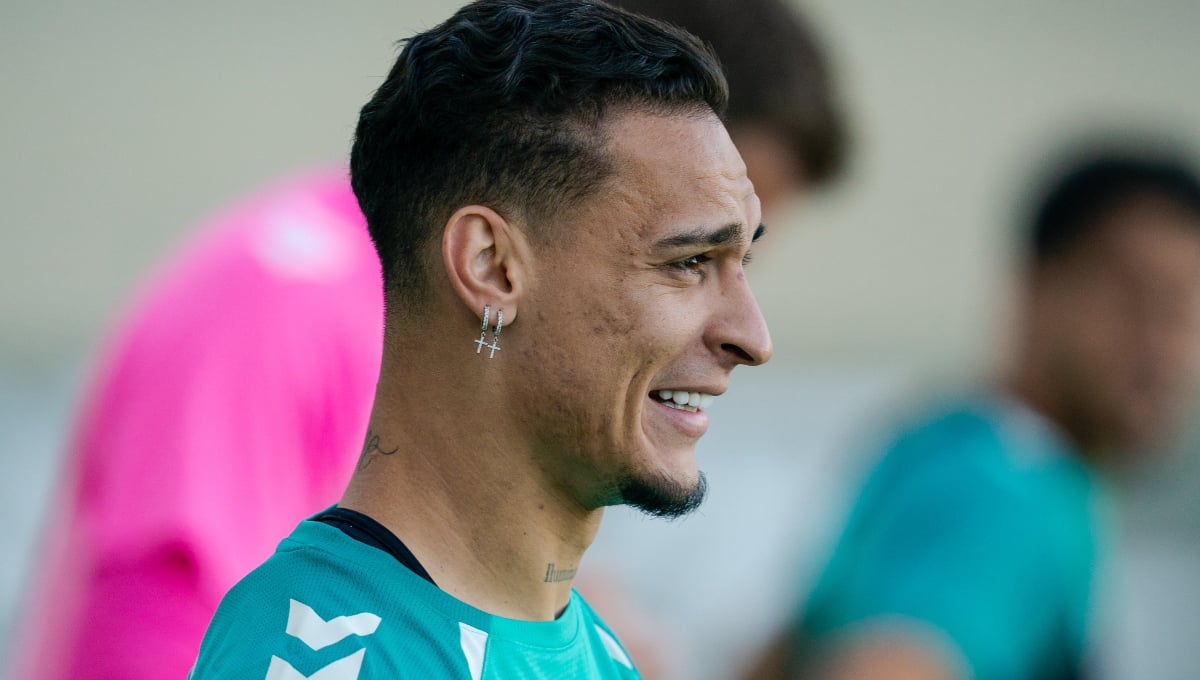 Más mimos para Antony y máxima prudencia con los lesionados 