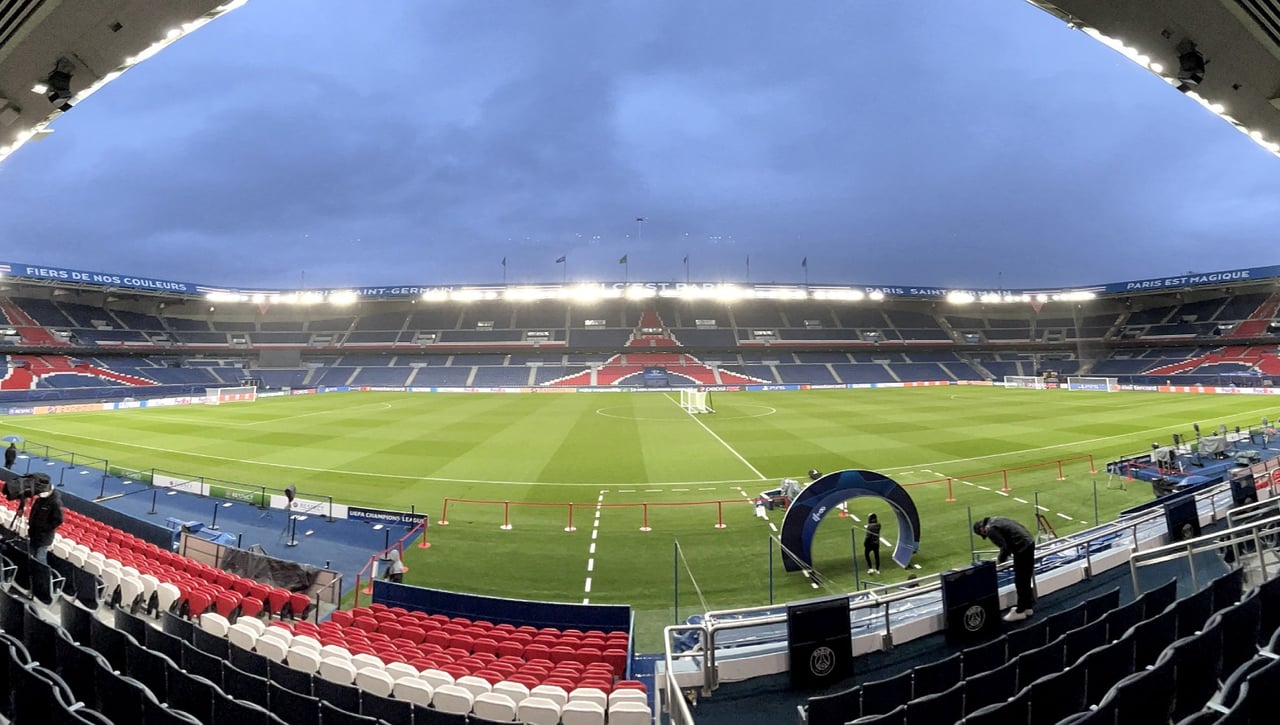 El PSG medita 'dejar' París