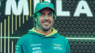Fernando Alonso confirma que pilota en otra 'liga'