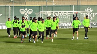 La convocatoria del Betis para Villarreal, con dos bajas anunciadas y una sorpresa extra