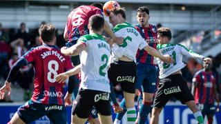 Saltan chispas en el Racing de Santander
