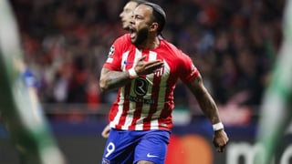 Memphis Depay espera al Sevilla