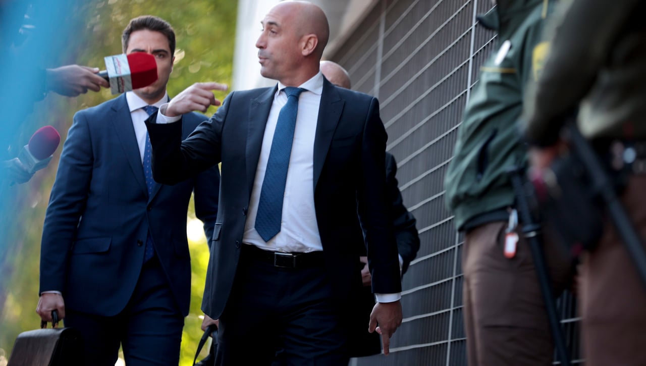 Nuevo lío en la RFEF con los sueldos