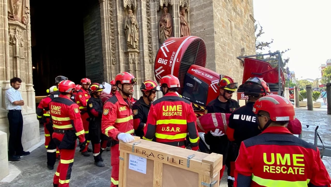 Simulacro de desalojo en la Catedral de Sevilla y el Archivo de Indias 