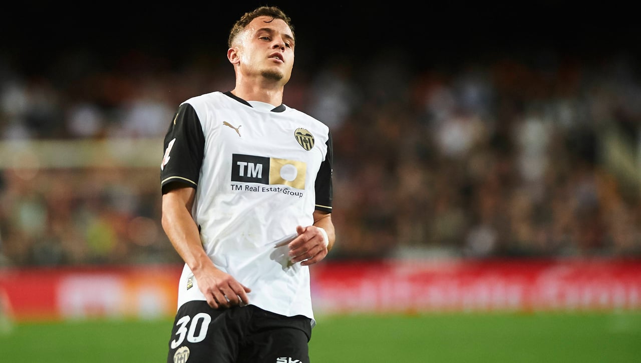 Corona hace hueco en el Valencia