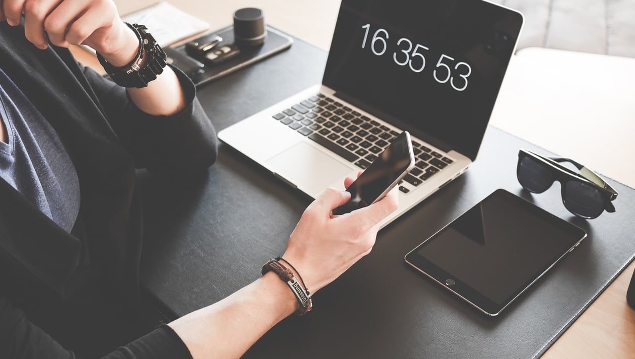 Los funcionarios, a examen: Pueden perder su puesto, aumentar su sueldo y cambian las oposiciones