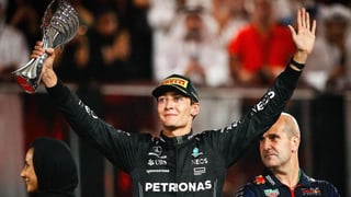 George Russell deja tirado a Toto Wolff