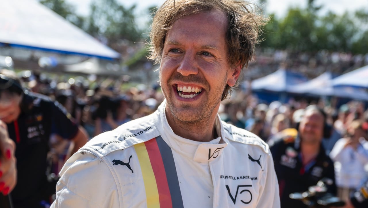 Vettel alza la voz y 'señala' Fernando Alonso