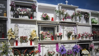 Un pueblo 'prohíbe' morirse a los vecinos al tener completo el cementerio