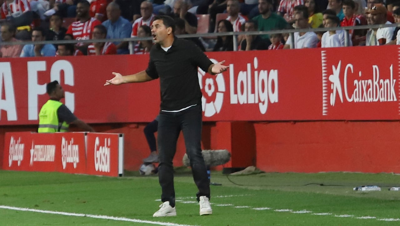Míchel le hace una petición a Stuani en la víspera del Girona - Almería