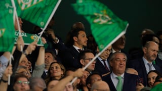 Lo que no se vio de El Gran Derbi: así se vivió en el palco, Fornals en casi todas las salsas, las cargas policiales...