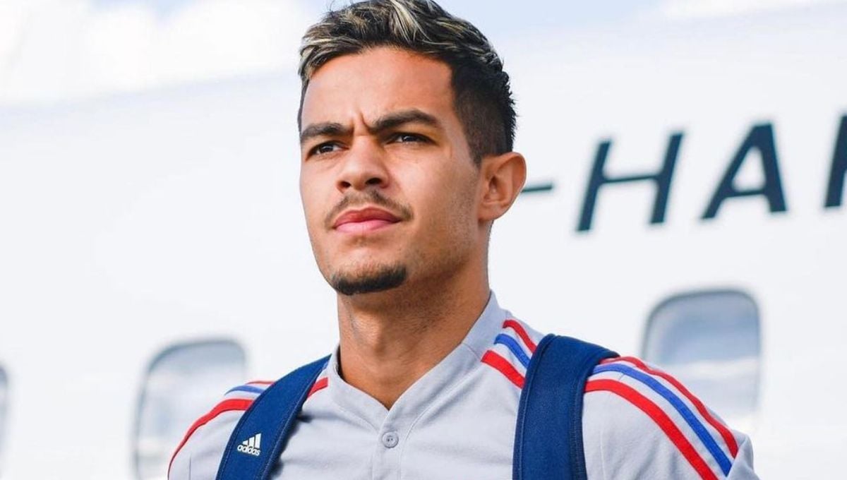 Un viejo sueño de Monchi y una salida pactada, Francia da solución a dos 'problemas' del Sevilla