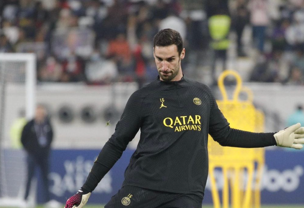 Sergio Rico muestra su apoyo incondicional al Sevilla