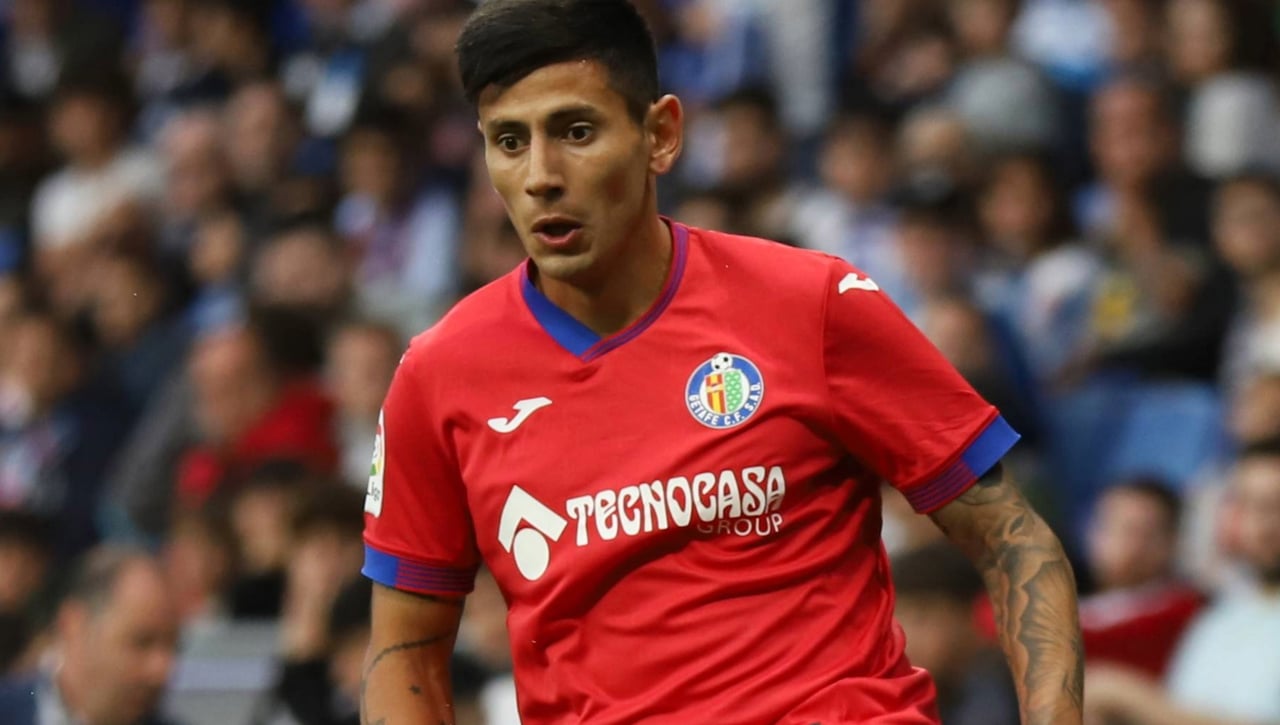 El Getafe alcanza un acuerdo con el Corinthians para la venta de Angileri