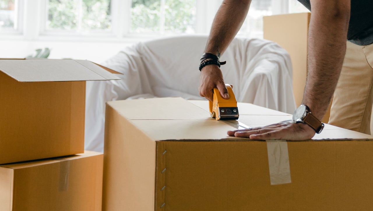 La justicia da la razón a una madre de 75 años y le permite desahuciar a sus hijos de 40 y 42 años