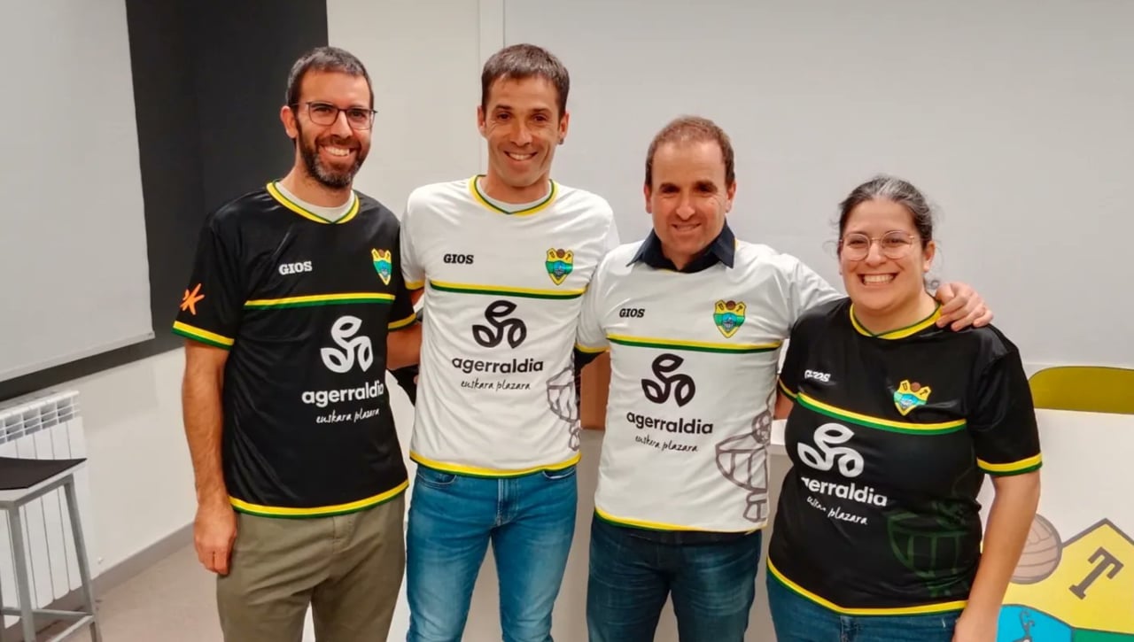 Labaka, segundo entrenador Jagoba Arrasate en la Euskal Selekzioa, reivindica su oficialidad: ﻿"Hay jugadores que quieren venir y están obligados a jugar con otras selecciones"