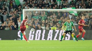 Real Betis 1-1 Sevilla FC: Reparto de puntos y de tiros en el pie