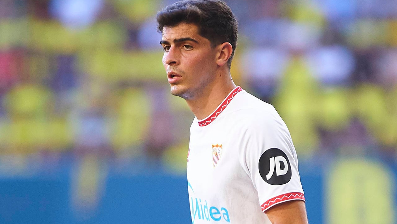 Juanlu responde al Nápoles en plena negociación con el Sevilla