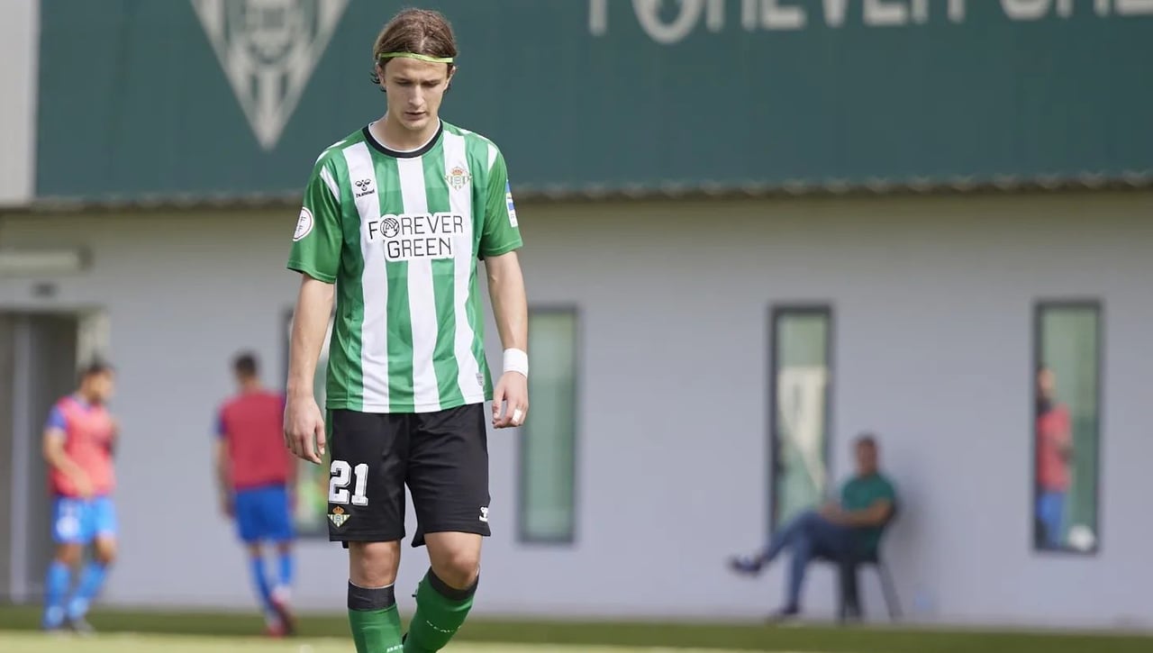 Hay lío con Félix: la RFEF se niega a desconvocarlo para que juegue ante el Athletic