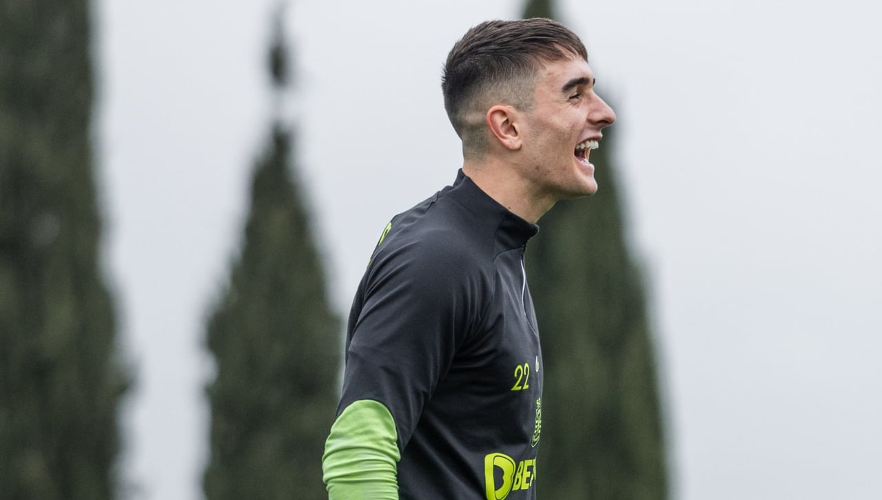 Un 'plan B' para el lateral derecho gracias a los contactos por Marc Pubill