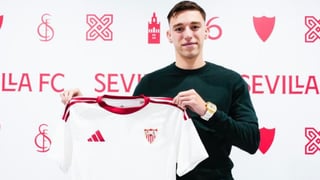 El Sevilla sigue afianzando el nido: el club hace oficial su acuerdo con el prometedor Edu Altozano