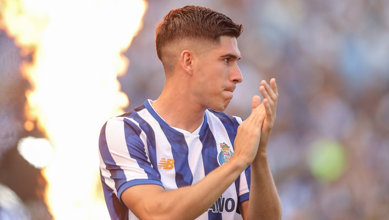 Cuatro equipos de LaLiga pretenden el fichaje de Fran Navarro