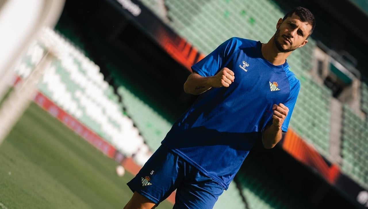 La portada de ESTADIO Deportivo para el viernes 16 de diciembre de 2022