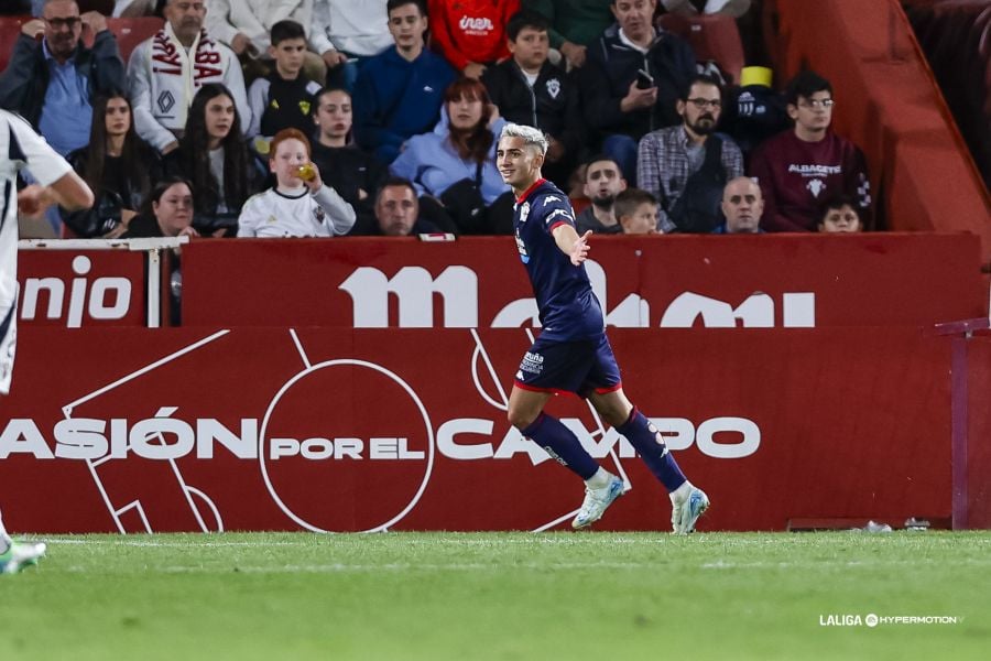 Pendientes de Mella y Yeremay, dos de las revelaciones de Segunda