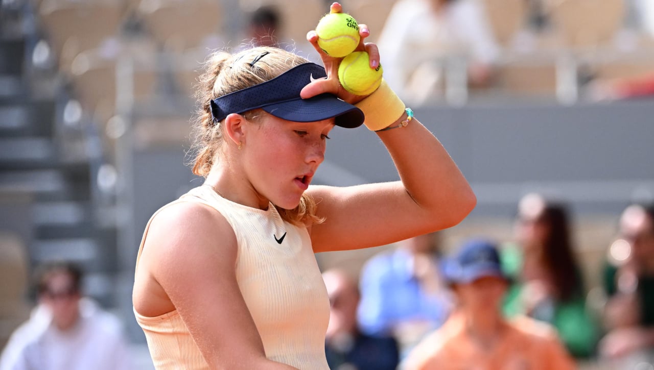 Andreeva confirma su problema mental tras caer en Roland Garros