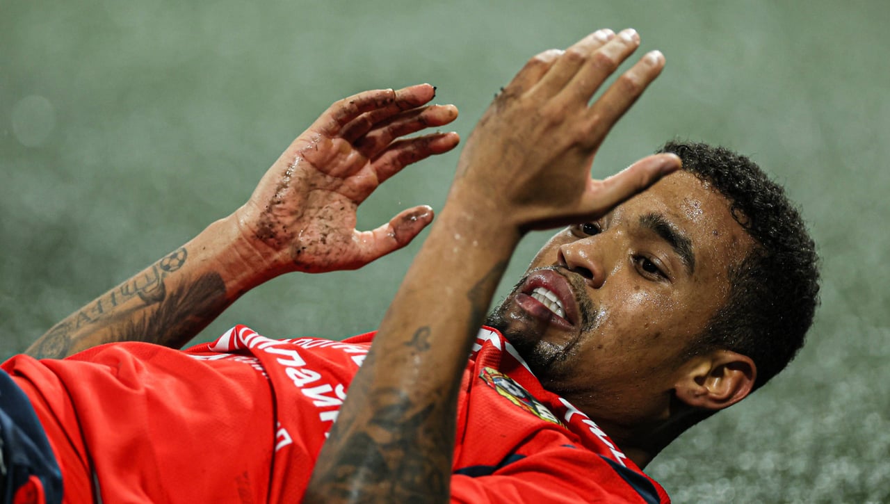 Alerrandro: de dejarlo tirado el Sevilla con su fichaje adelantado a luchar por el 'Premio Puskas'