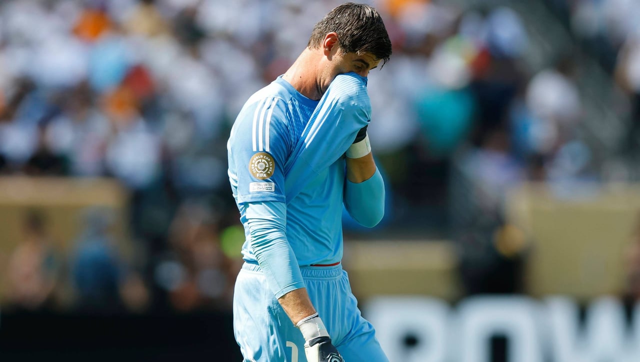 Courtois se disculpa