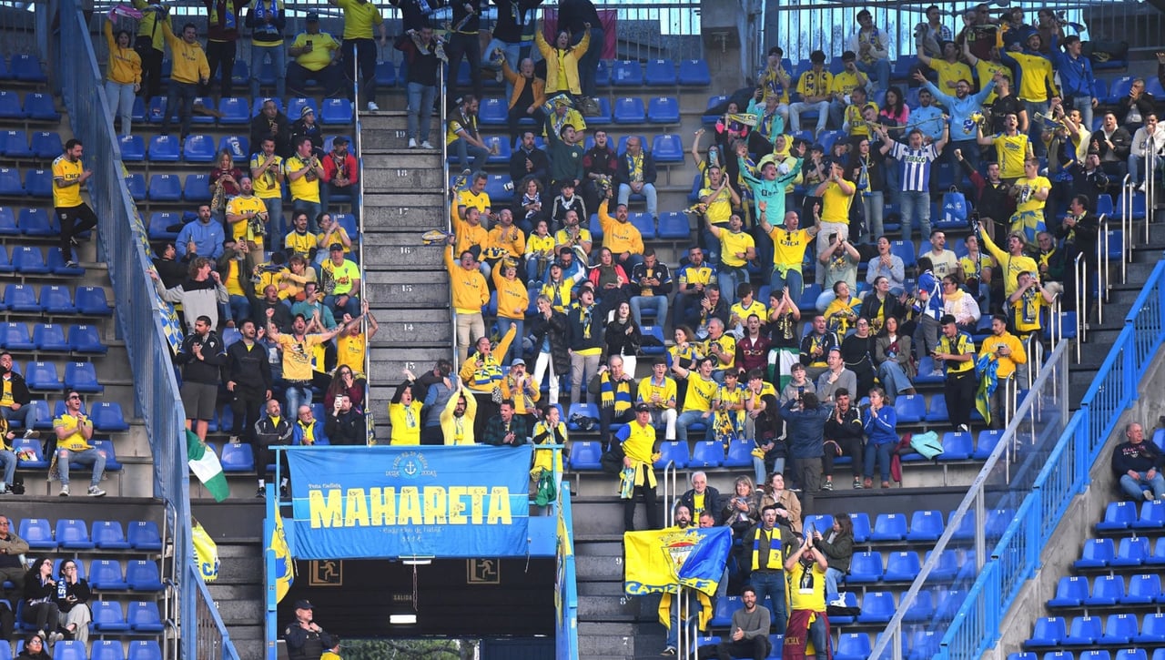El Cádiz, metido en un serio lío