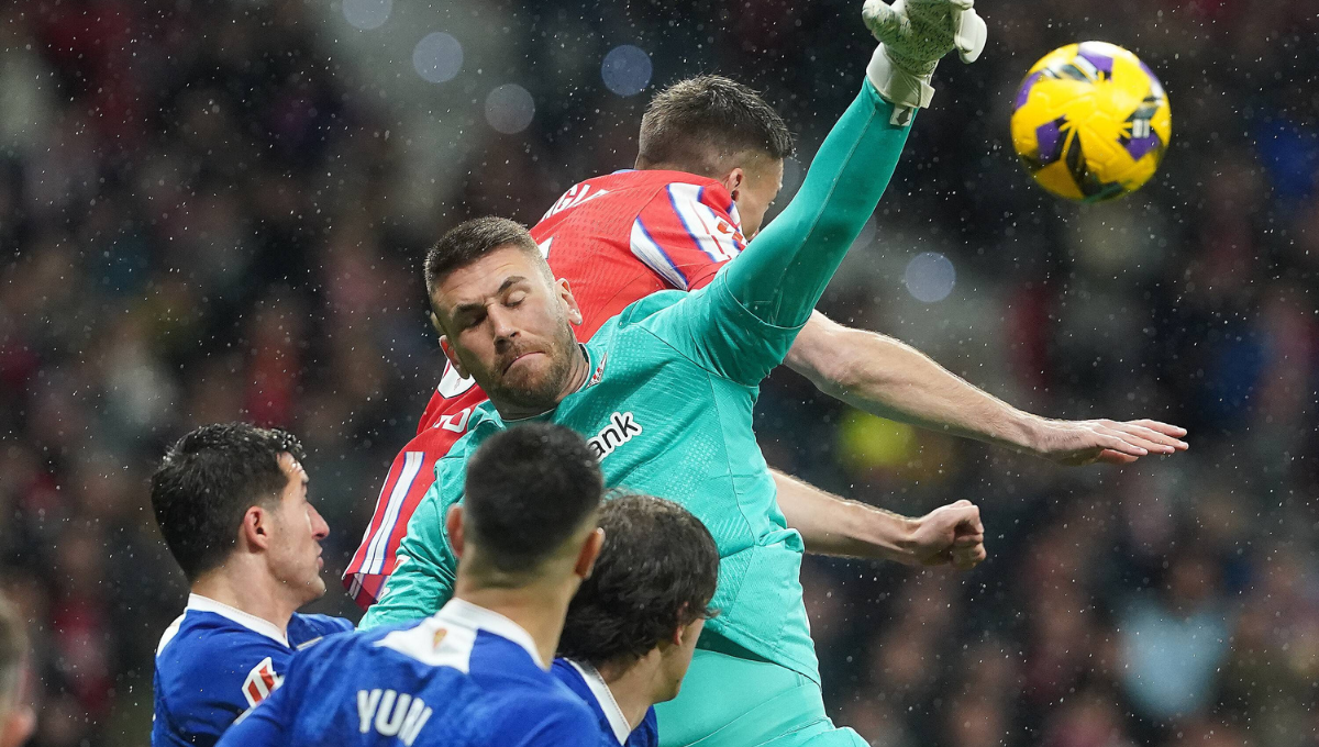 Unai Simón va en serio y se incorpora a los entrenamientos antes que el resto de internacionales
