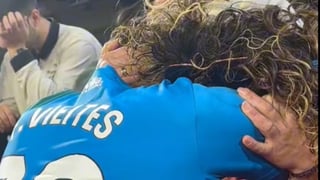 La emoción de Fran Vieites tras el derbi: rompe a llorar con su madre