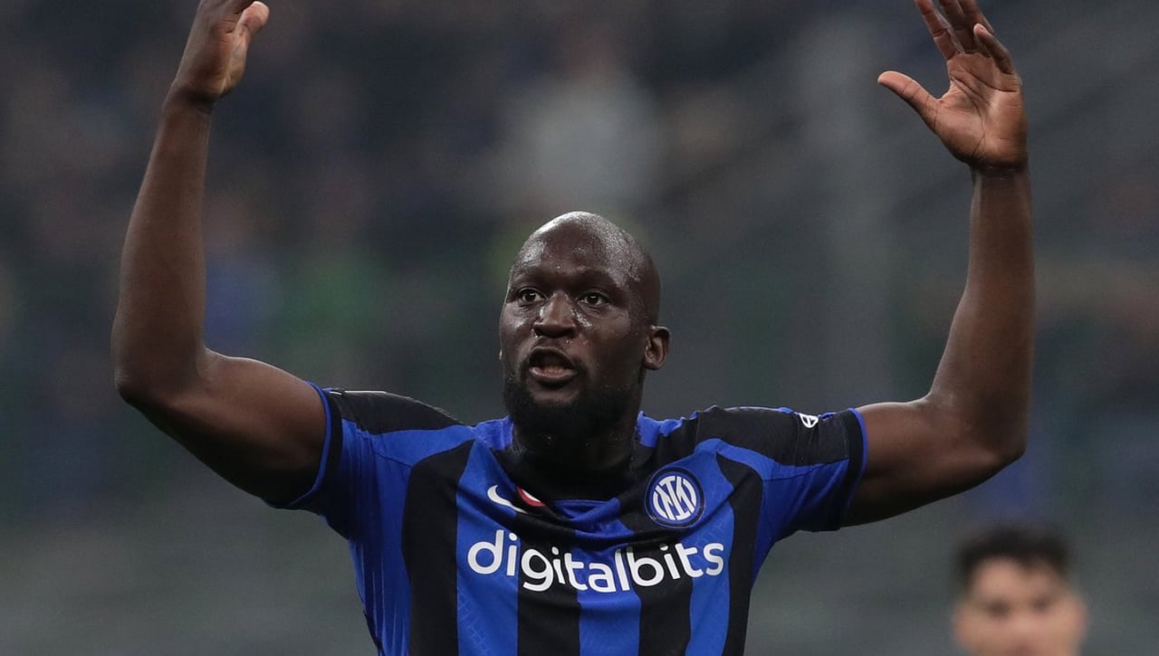 Lukaku acerca al Inter a cuartos