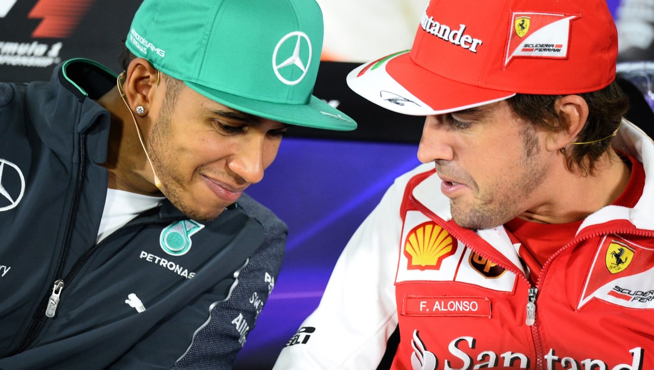 El jefe de Mercedes aviva la polémica entre Fernando Alonso y Hamilton