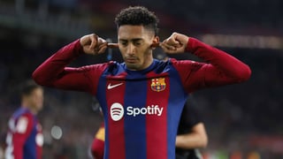 Raphinha, el último en la puerta de embarque