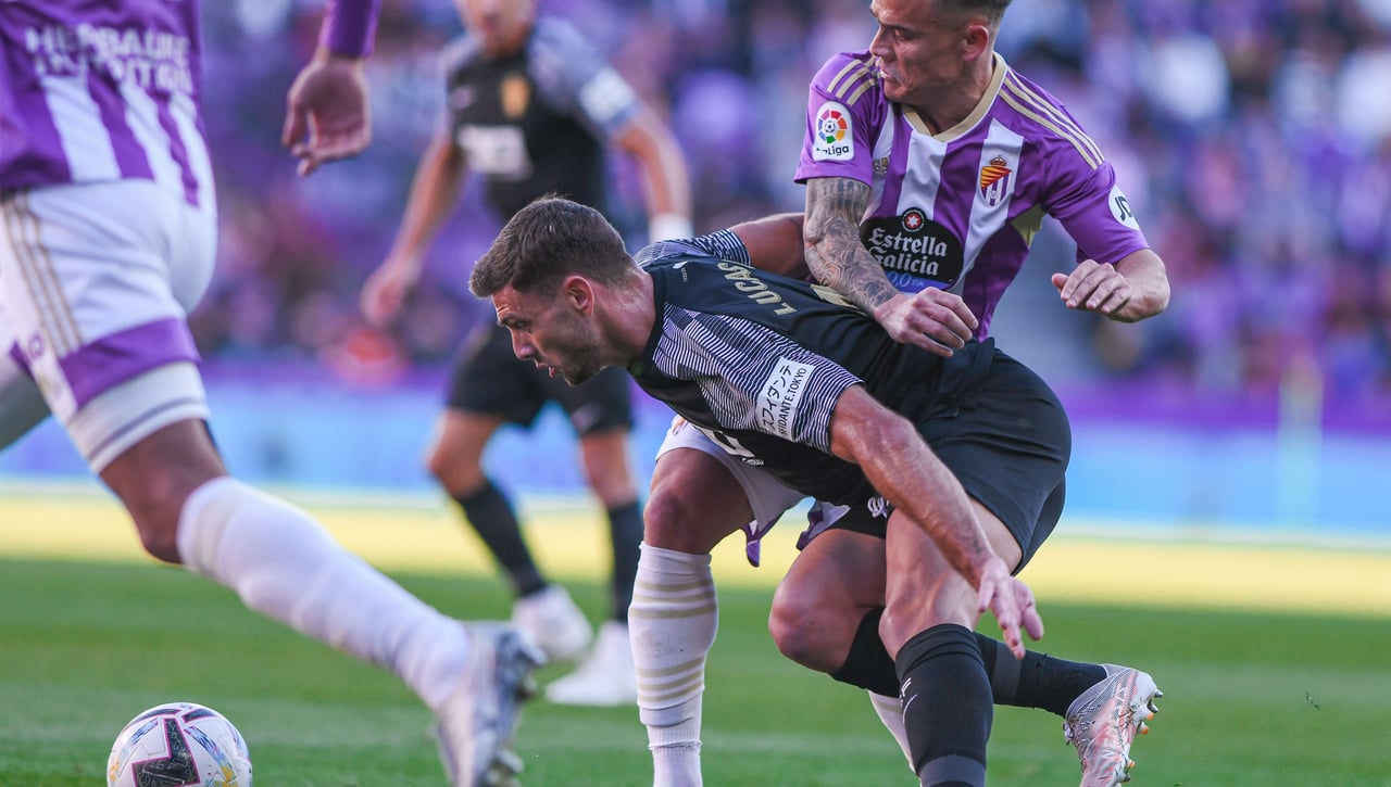 Real Valladolid 2-1 Elche CF: Edgar Badía evitó una goleada