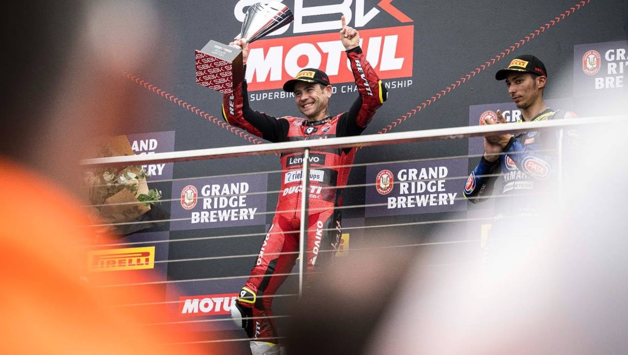 Bautista 'se burla' de la sanción y se hace con la victoria