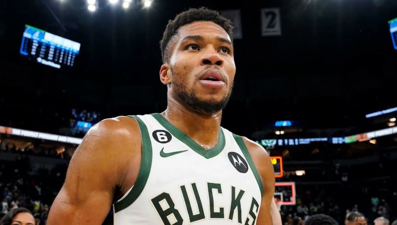 Los Lakers llaman a la puerta de Antetokounmpo