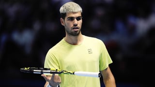 Carlos Alcaraz le regala otra corona a Sinner en Turín